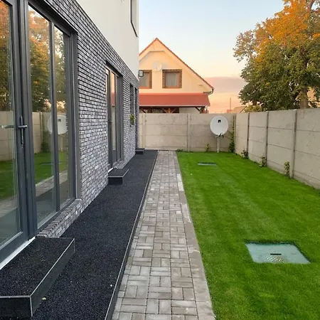 Πανσιόν Luxury Private Horna Poton