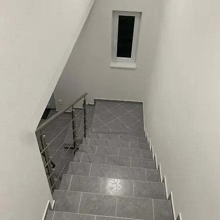 Luxury Private